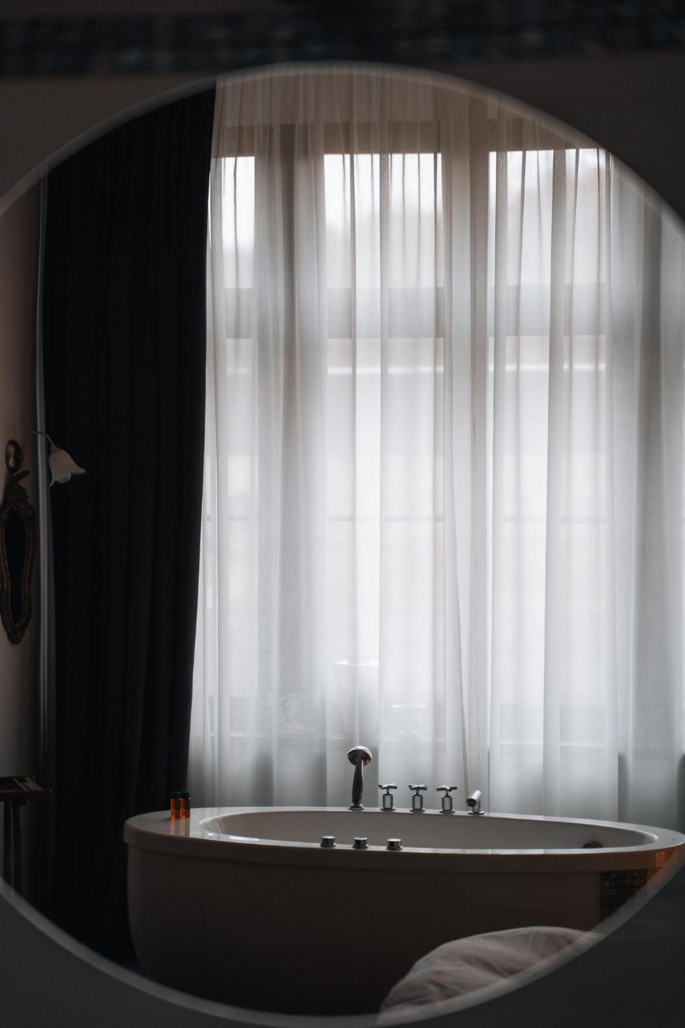 Folwark Wielka Wies - Palac Pod Debem Glowczyce エクステリア 写真